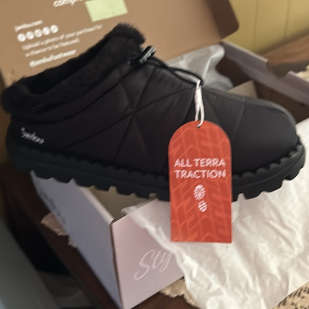Jambu Black Slush shoes